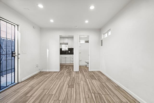 Detail Gallery Image 4 of 9 For 4130 1/2 Cherokee Ave #B,  San Diego,  CA 92104 - 0 Beds | 1 Baths
