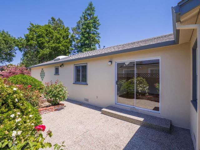 739 Quartz Street, Redwood City CA: https://media.crmls.org/mediaz/642b697a-0c49-4b8e-af12-8c72aa5f5509.jpg