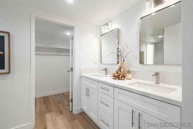 6056 Winfield Ave, La Mesa, California 91942, 5 Bedrooms Bedrooms, ,2 BathroomsBathrooms,Single Family Residence,For Sale,Winfield Ave,250039246SD