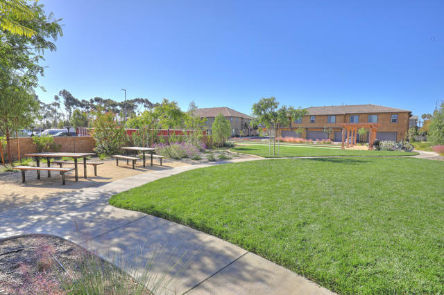 6607 Fathom Way, Goleta CA: https://media.crmls.org/mediaz/642e05e7-2b4f-422a-8cbf-fa107a1a199e.jpg