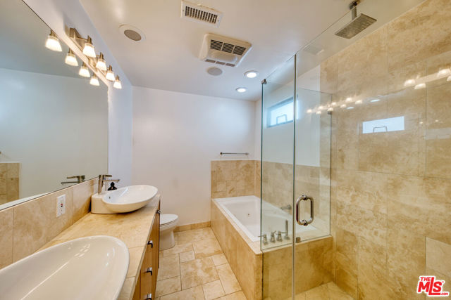 2137 Glencoe Avenue photo 12