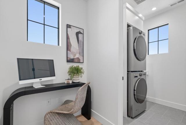 Image 22 of 47 For 101 Sunnyside Court