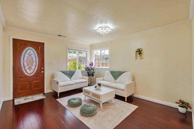 1790 Tulare Avenue, Richmond CA: https://media.crmls.org/mediaz/6431cc00-dbc1-4313-8d13-45e5f43da5a9.jpg