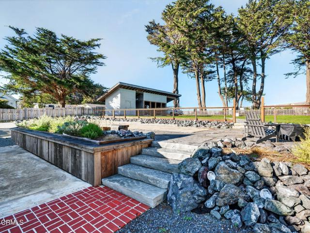 Detail Gallery Image 38 of 56 For 44900 Little Lake Rd, Mendocino,  CA 95460 - 5 Beds | 2/1 Baths