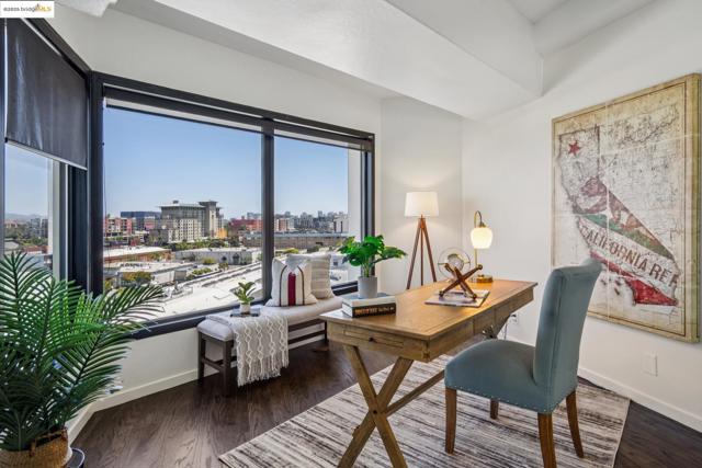 6363 Christie Ave, Emeryville CA: https://media.crmls.org/mediaz/643270e2-69c1-4ba5-b169-3d9e2809d6b5.jpg