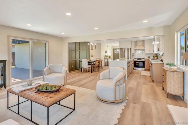 11187 Tyrolean Way, San Diego CA: https://media.crmls.org/mediaz/6432ac95-f2e1-4506-8fda-da8c2d5ecae1.jpg