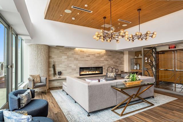 Image 31 of 49 For 888 E Street  501