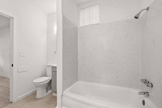 637 Maine Street, Vallejo CA: https://media.crmls.org/mediaz/6433d915-d81f-4618-8132-350f64324ff6.jpg