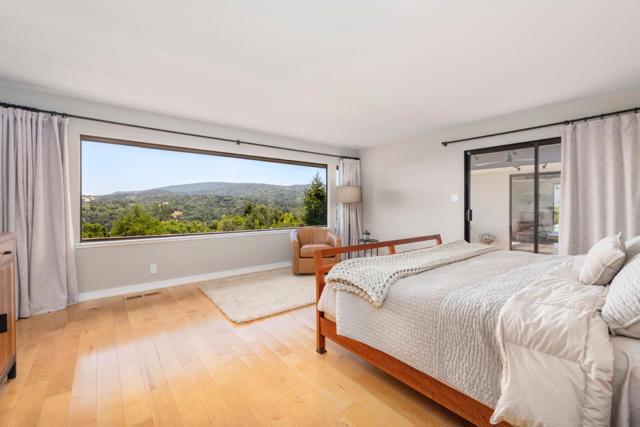 165 Golden Oak Drive, Portola Valley CA: https://media.crmls.org/mediaz/64341303-52d2-40cd-82aa-e308d099807f.jpg