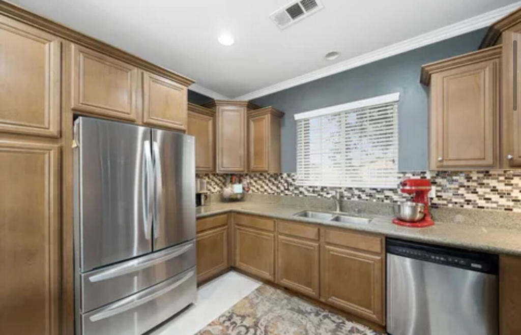 MLS #219141677DA image #9