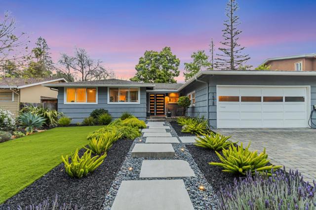 1528 Fernside Street, Redwood City CA: https://media.crmls.org/mediaz/6434a9ca-ac67-4b6d-85d9-2b70e736e183.jpg