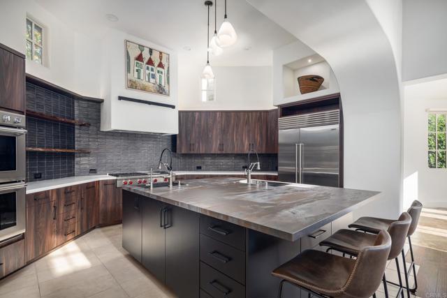 Detail Gallery Image 13 of 41 For 18596 Corte Fresco, Rancho Santa Fe,  CA 92091 - 4 Beds | 5/1 Baths