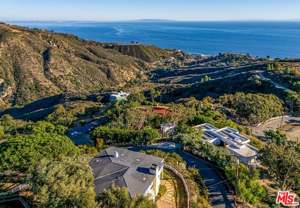 64352Ed7 B02C 418A A176 8C659B980694 21821 Castlewood Drive, Malibu, Ca 90265 &Lt;Span Style='BackgroundColor:transparent;Padding:0Px;'&Gt; &Lt;Small&Gt; &Lt;I&Gt; &Lt;/I&Gt; &Lt;/Small&Gt;&Lt;/Span&Gt;