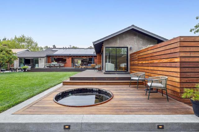 15548 Kavin Lane, Monte Sereno CA: https://media.crmls.org/mediaz/6437509a-aefb-411f-bd84-94cc96926d2e.jpg