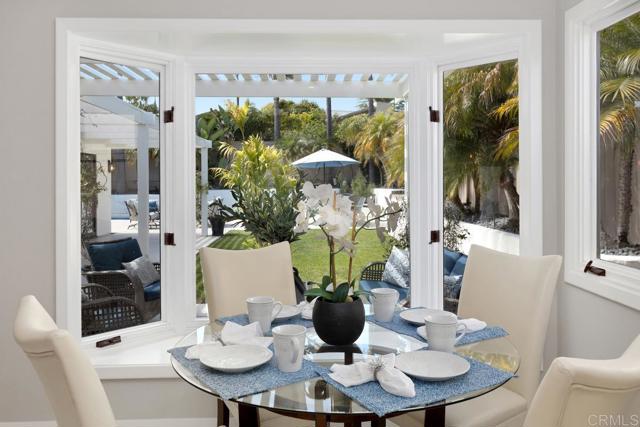 5918 Germaine Lane, La Jolla CA: https://media.crmls.org/mediaz/643772bb-a7c6-4adf-bccb-2ea716531269.jpg