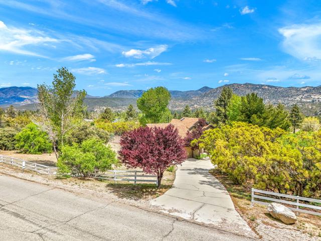 36958 Goldshot Creek Road, Mountain Center CA: https://media.crmls.org/mediaz/64379932-9556-4765-b924-99d43e4794d5.jpg