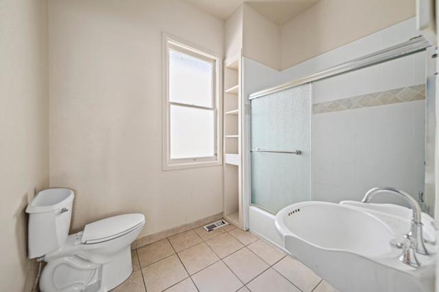 551 Washington Street, Santa Clara CA: https://media.crmls.org/mediaz/6437c7d4-11aa-413a-b1c1-636594531fde.jpg