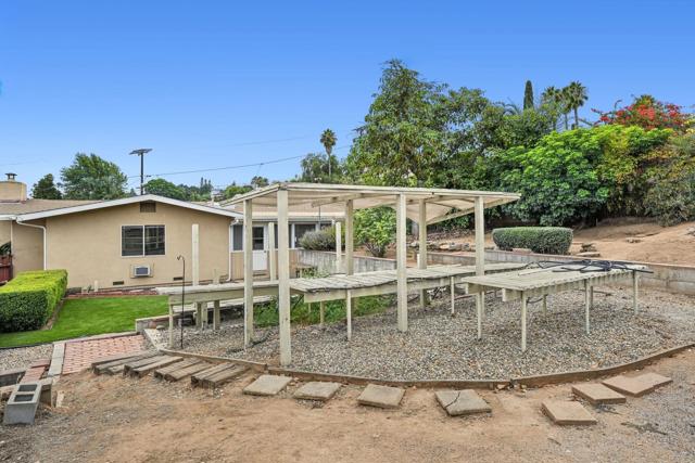 Detail Gallery Image 40 of 57 For 936 W 3rd Ave, Escondido,  CA 92025 - 3 Beds | 1 Baths