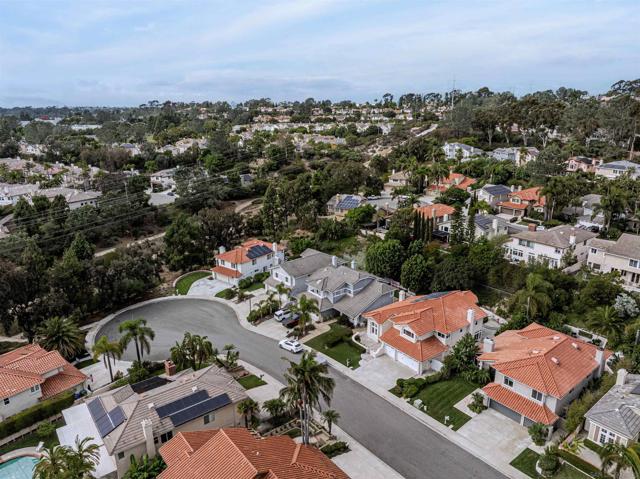 4436 Heritage Glen, San Diego CA: https://media.crmls.org/mediaz/6439eed6-ec23-41f5-bafd-dac2092d7eeb.jpg