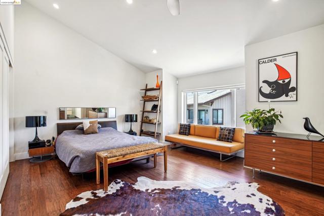 Image 25 of 46 For 90 Starview Dr