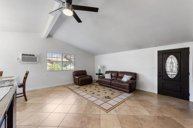 Detail Gallery Image 11 of 40 For 630 N Elm St, Escondido,  CA 92025 - 3 Beds | 2 Baths