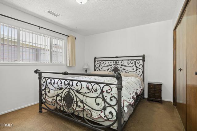 1213 Doris Avenue, Oxnard CA: https://media.crmls.org/mediaz/643c3dbe-81fc-4e2f-a75f-8097aa228141.jpg