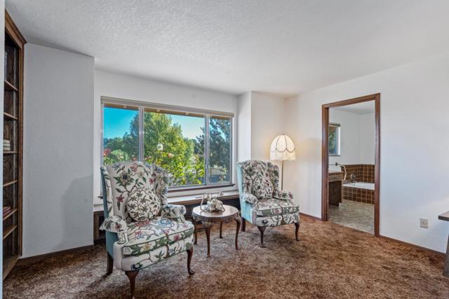 35 Rays Circle, Hollister CA: https://media.crmls.org/mediaz/643c7f9f-61db-493a-ab76-04a1067126ee.jpg