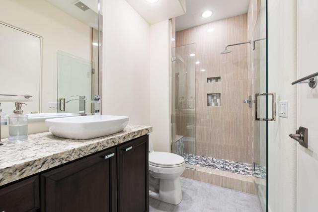 461 White Horse Trail, Palm Desert CA: https://media.crmls.org/mediaz/643c921e-f3e8-4da6-9bb6-07043cf4bb56.jpg