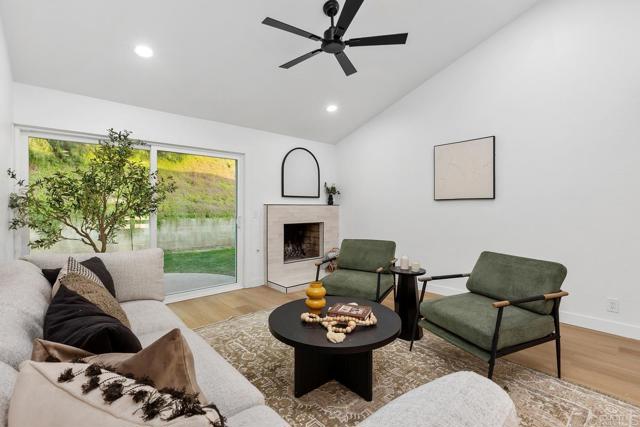 Detail Gallery Image 22 of 46 For 1356 Pleasant Hill St, Escondido,  CA 92026 - 3 Beds | 2 Baths