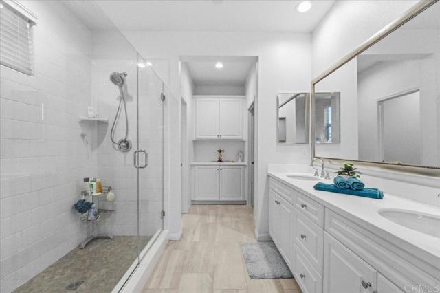 Detail Gallery Image 21 of 52 For 1184 Calle Oroblanco #3,  Chula Vista,  CA 91913 - 3 Beds | 3 Baths