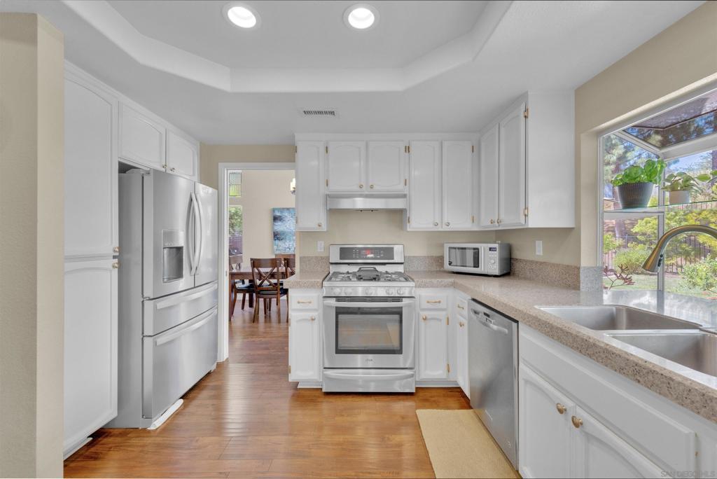 12290 Ln - photo 16