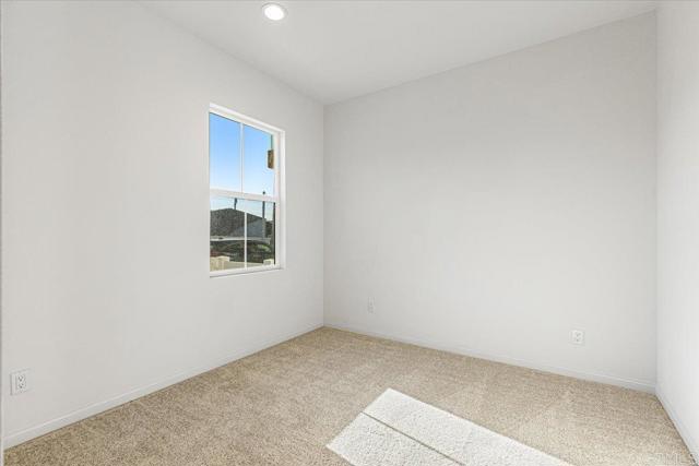 8608 Amherst St, Santee CA: https://media.crmls.org/mediaz/643e7dec-d16c-4fd1-90c9-272addd17a66.jpg