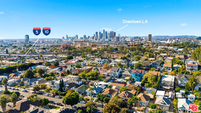 547 N St Louis Street, Los Angeles CA: https://media.crmls.org/mediaz/643e9995-d99f-4f9c-ade2-a5110bb3d40d.jpg
