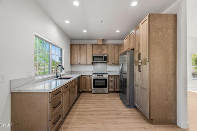 Detail Gallery Image 43 of 60 For 10817 Alysheba Dr, Moorpark,  CA 93021 - 4 Beds | 3/1 Baths