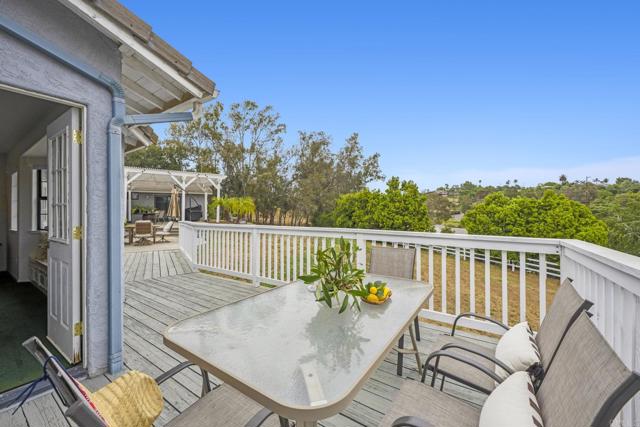 3048 Jason Road, Fallbrook CA: https://media.crmls.org/mediaz/6442e901-92cd-40cb-8c3b-5b74864b4842.jpg