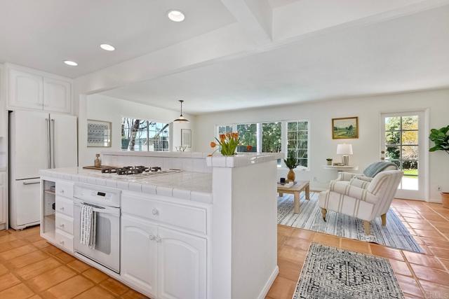 Image 9 of 40 For 3897 Park Dr.