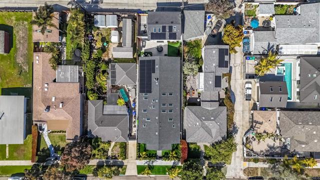 Detail Gallery Image 4 of 46 For 4230 Orchard Ave, San Diego,  CA 92107 - 4 Beds | 4/1 Baths