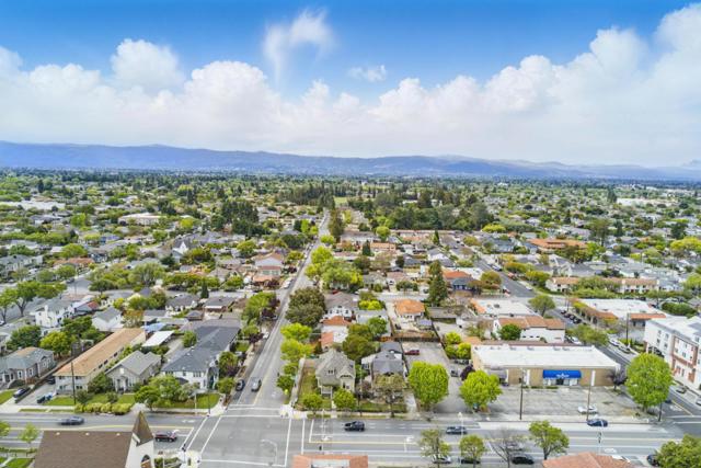930 Monroe Street, Santa Clara CA: https://media.crmls.org/mediaz/6446150b-6f9b-49d8-8d8c-4b516e09673a.jpg