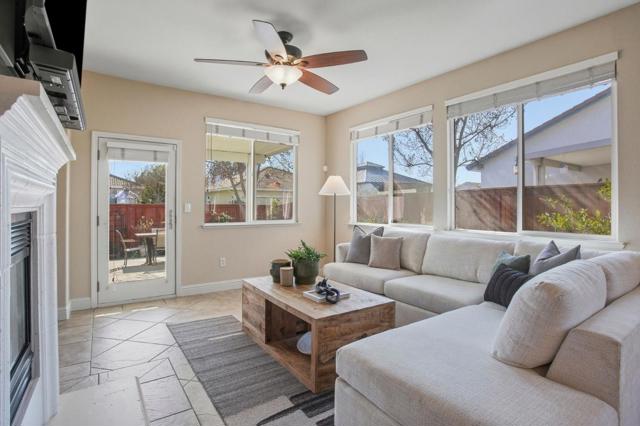 2360 Rose Arbor Drive, Sacramento CA: https://media.crmls.org/mediaz/64466065-c115-4ea1-9d4a-dd18af8d0047.jpg