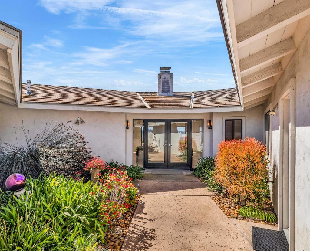 4594 Vista De La Patria - photo 9