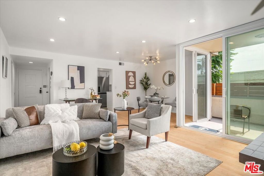 1807 Camden Avenue #4