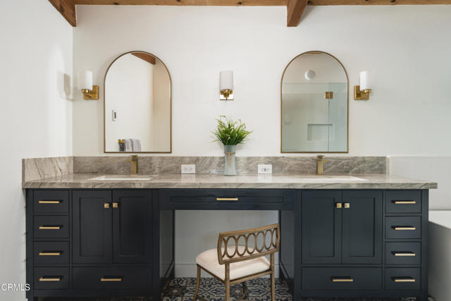 Detail Gallery Image 18 of 30 For 3086 Grove St, Ventura,  CA 93003 - 3 Beds | 3 Baths