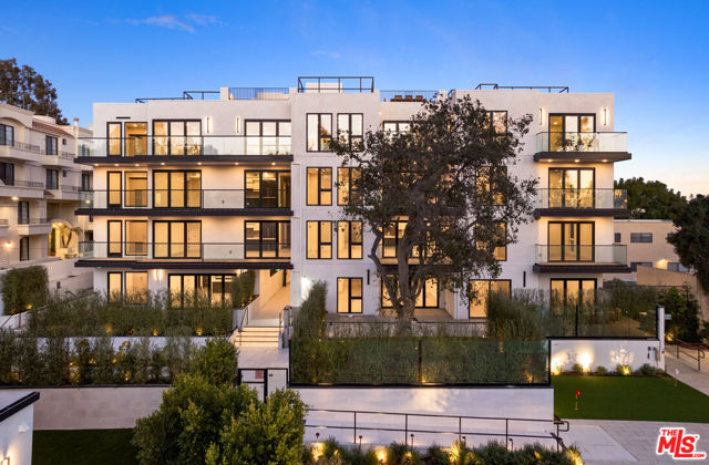 Drew Fenton | 505 S Barrington Avenue Los Angeles CA | MLS: 7082117
