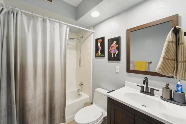 2149 Junction Avenue, Mountain View CA: https://media.crmls.org/mediaz/64483cba-6511-433a-be93-84a1a2e26a04.jpg