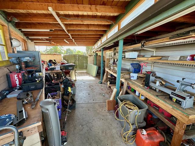 Detail Gallery Image 28 of 55 For 880 Crest View Rd, Vista,  CA 92081 - 4 Beds | 2/2 Baths