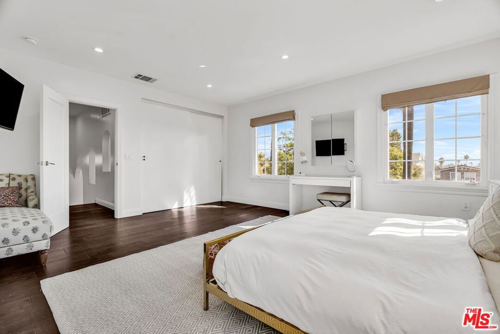 MLS #25616745 image #34