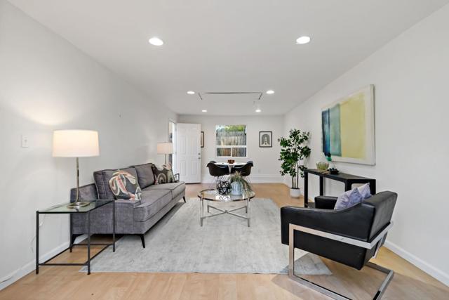 516 Cleveland Street, Redwood City CA: https://media.crmls.org/mediaz/644949d9-ab39-4336-a0df-888847aab7b4.jpg