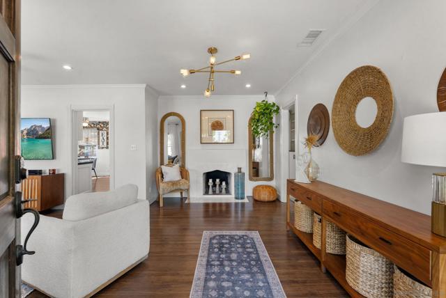 5092 E Mountain View Drive, San Diego CA: https://media.crmls.org/mediaz/644988d5-b12c-4e20-ba98-12730c8cef1b.jpg
