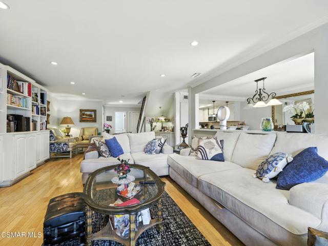 1206 S Westlake Boulevard, Westlake Village CA: https://media.crmls.org/mediaz/644a8ac0-7bab-4517-a0f9-3fb5ab4ecd3e.jpg