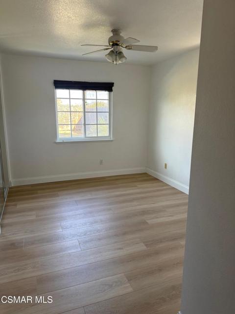 161 Teasdale Street, Thousand Oaks CA: https://media.crmls.org/mediaz/644b1637-e8f3-4130-99d9-11ea32d8bbf9.jpg